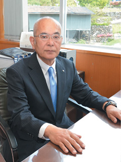 長谷川最定村長